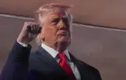 Donald Trump hué au Madison Square Garden lors d'un match NBA