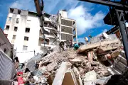 Double séisme en Turquie : des survivants racontent l'horreur