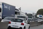 Embouteillages sur l'A8 : participez à notre grande enquête et partagez vos idées