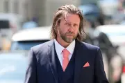 Escroquerie Netflix : le réalisateur Carl Rinsch condamné à 2,5 ans de prison