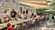 Exposition et repas gourmand pour les écoliers de Garrigues et Collorgues