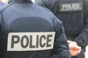 Forcené armé retranché à Nice, le RAID déployé