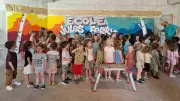 Fresque collaborative des saisons à l'école maternelle Jules-Ferry