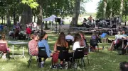Fête de la musique à Castries : cour du château et place du Cartel investies