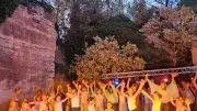 Gala de l'ACL à Beaulieu : liberté et partage au Théâtre des Carrières