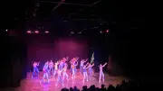 Gala Tous en rythme au Pont du Gard : 145 danseuses sur le thème du cinéma