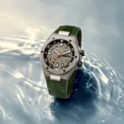 Herbelin dévoile une montre de plongée en titane à Porquerolles