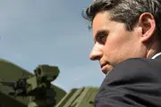 IA : Attal veut positionner la France à l'avant-garde