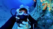 Ils créent En direct sous la mer à La Grande-Motte pour leur grand-mère malade