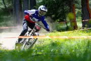 Jules Perfillon remporte la manche régionale de Downhill Cup RS à Auron