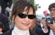 Juliette Binoche regrette l'emploi du mot 'fasciste' dans la tribune contre Bolloré