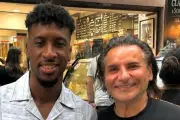 Kingsley Coman fait escale au glacier Amarena à Antibes