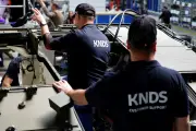 KNDS, fabricant du canon Caesar, lève des fonds en Bourse pour les munitions