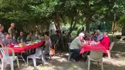 La Fnaca cultive l’amitié autour d’un repas champêtre à Remoulins