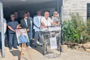 Le Luc en deuil : hommages et recueillement après la mort du maire Dominique Lain