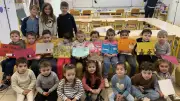 Les écoliers de Poilhes célèbrent la démocratie par l'écriture