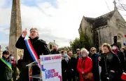 LFI lance un maillot des Bleus floqué Mélenchon 27 pour la présidentielle