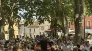 L'Harmonie de Gignac enchante son public sous les platanes