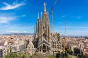 Léon XIV à la Sagrada Familia : les mystères de Gaudí et l'âme de la Catalogne selon José Enrique Ruiz