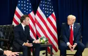 Macron prévient Trump : la taxe numérique n'est pas négociable