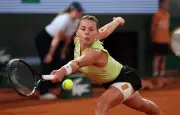 Maja Chwalinska, la Polonaise team Federer, en finale à Roland-Garros
