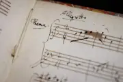Manuscrit inédit de Mozart découvert à Paris