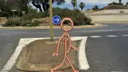 Marseillan installe des silhouettes Pieto pour sécuriser ses passages piétons
