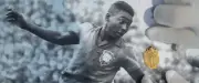 Médaille de Pelé de 1958 estimée à 580 000 € aux enchères
