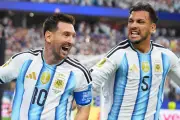 Messi double, record de buts et qualifie l'Argentine pour les seizièmes