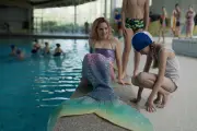« Miss Mermaid » : Aloïse Sauvage en sirène, une odyssée marine poétique et folle