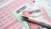 Mme Fortune gagne un million de dollars à la loterie de New York