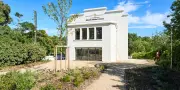 À Montolieu, un nouvel écrin pour les œuvres de la galeriste Cérès Franco