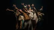 Montpellier Danse : « In the brain », la transe collective d’Hofesh Shechter à l’Amphi d’O