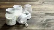 Nouveau rappel de lait infantile Novalac après des cas de diarrhées chez des nourrissons
