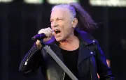 Panne électrique à Paris La Défense Arena : 30 000 fans d'Iron Maiden dans le noir