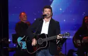 Patrick Bruel mis en examen pour viols : neuf victimes identifiées