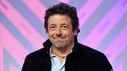 Patrick Bruel visé par de nouveaux témoignages chocs aux Enfoirés