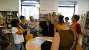 Proches aidants découvrent la médiathèque de Calvisson