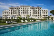 Provençal à Juan-les-Pins : 40% des appartements de luxe vendus