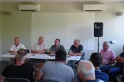 Près de Draguignan, des bénévoles se préparent pour la saison des feux de forêt