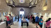 Randonnée et art : une rencontre inédite à la chapelle de Pomérols