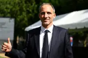 Raphaël Glucksmann face au syndrome Delors pour la présidentielle