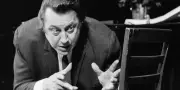Raymond Devos : un délicieux voyage en absurdie sur Paris Première