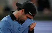 Roland-Garros : Berrettini abandonne en quarts, blessé à la hanche
