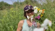 Sandra Seitz lance une ferme florale bio à Vézénobres