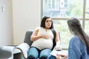 Santé périnatale : le grand glissement des compétences vers les sages-femmes