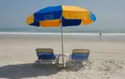 Sardaigne : interdiction des parasols pour les 10-65 ans sur une plage