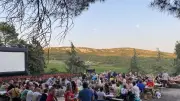 Soirée conviviale au Mas Rimbault : cinéma et gastronomie dans les vignes