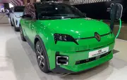 Stellantis investit un milliard d'euros en France pour produire des Peugeot électriques