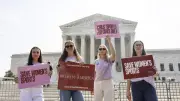 États-Unis : la Cour suprême exclut les athlètes transgenres des compétitions féminines